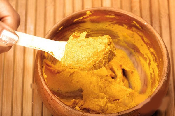 baking soda làm trắng nách