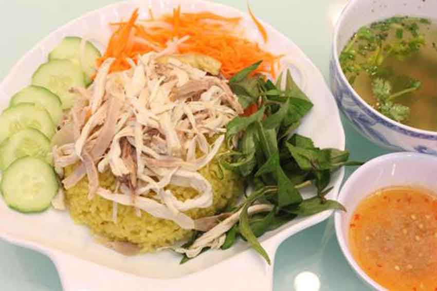 Cơm Gà Cho Người ăn Chay Cầu May