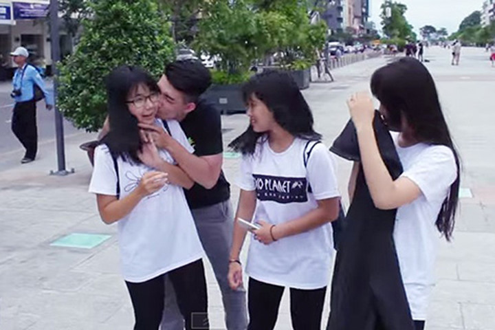nhung trao luu da thu hut gioi tre phat cuong lam theo suot2