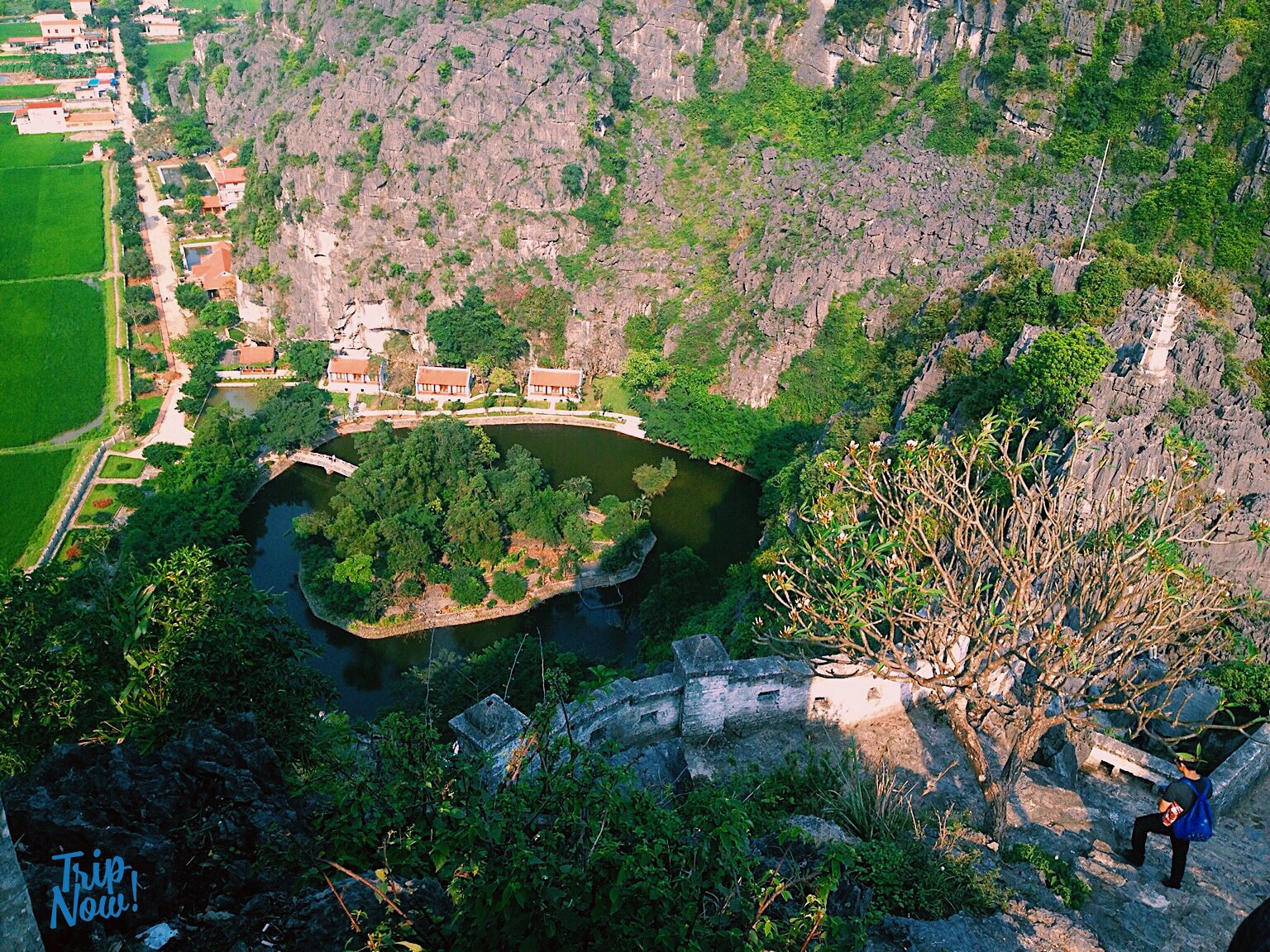 Tour du lich trang an 4 min