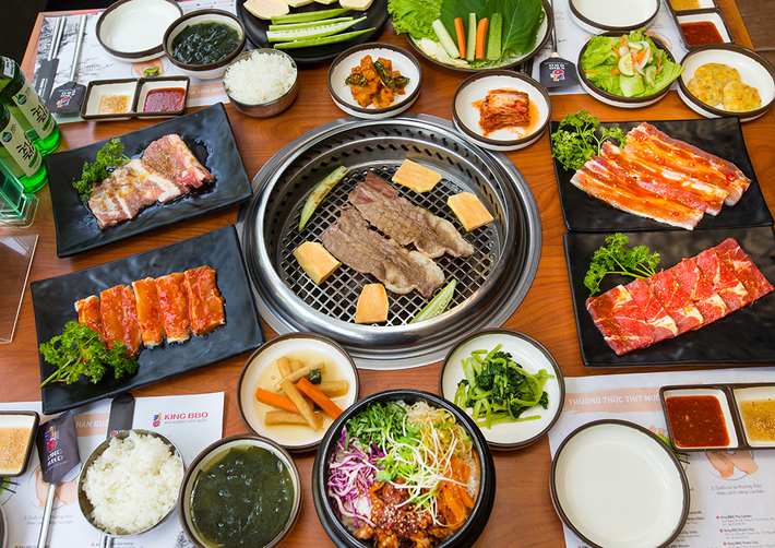 kham pha bui tu a den z cac loai buffet ngon o sai gon1