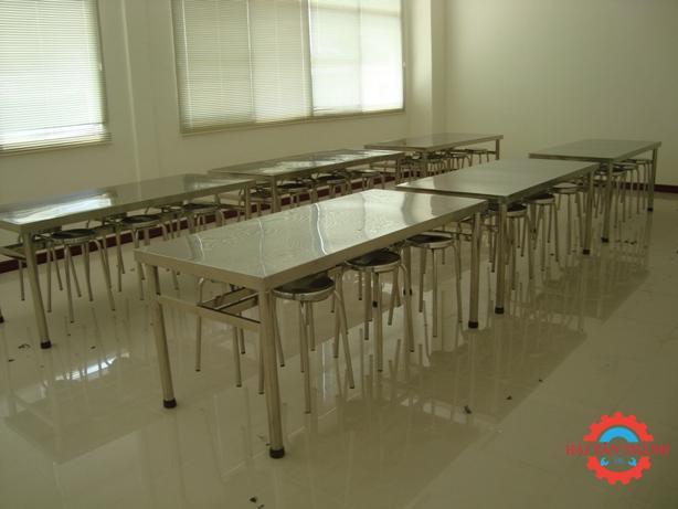 Gia cong inox chuyen nghiepTPHCM Bon khuay tron Bon di dong tai Hai Tan Thanh 2