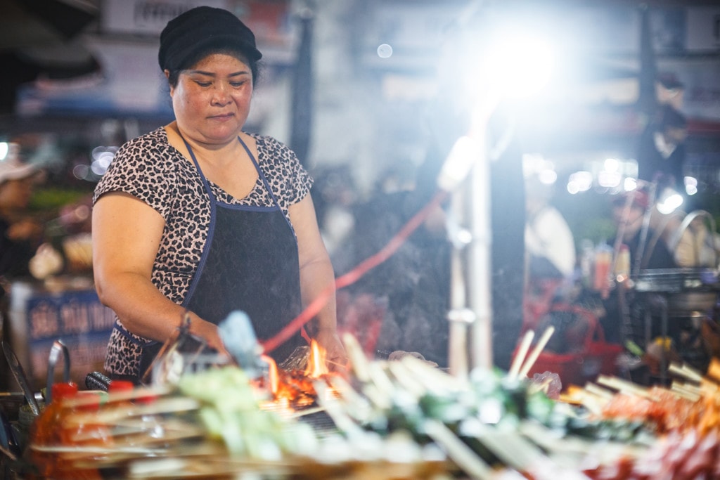 Thám Hiểm Chợ Đêm Đà Lạt Sống Trọn Vẹn Đêm Đông Dương Từ TP Hoa Đà Lạt 3 mon dan hap dan tai da lat 8 min 1
