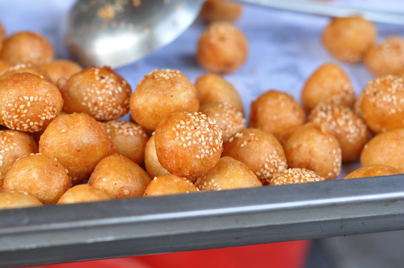 Banh ran mon an quen thuoc co mat moi noi 9