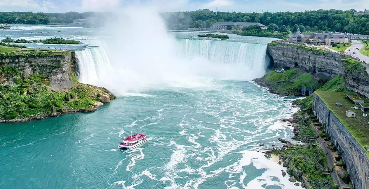 Du lich thac Niagara lai mang mot ve dep rat rieng 1