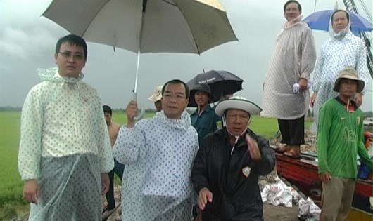 doanh nhan giau long nhan ai