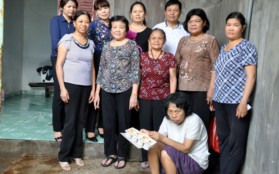 phu nu giau long nhan ai