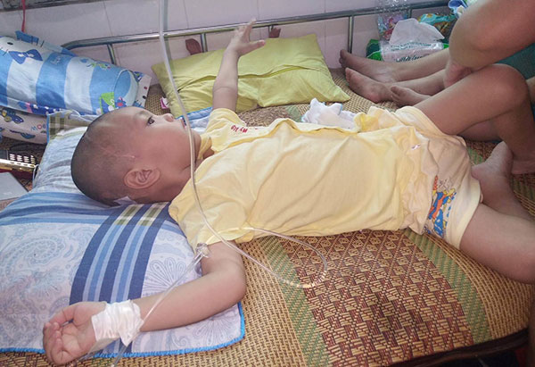 be trai 4 lan phau thuat ung thu nao