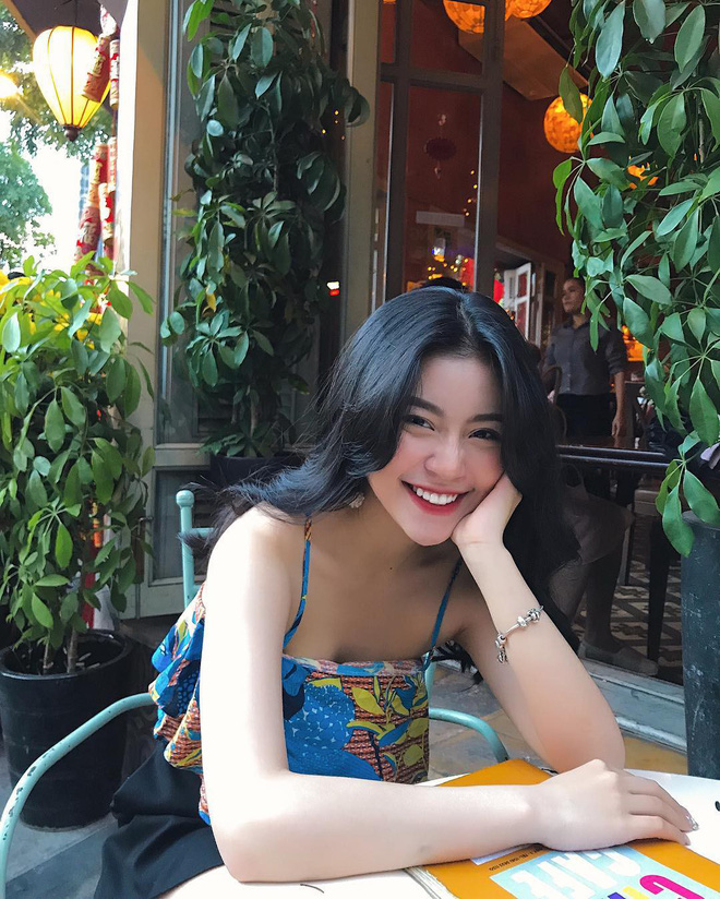 co nang xinh dep nhu bup be dang cuc hot