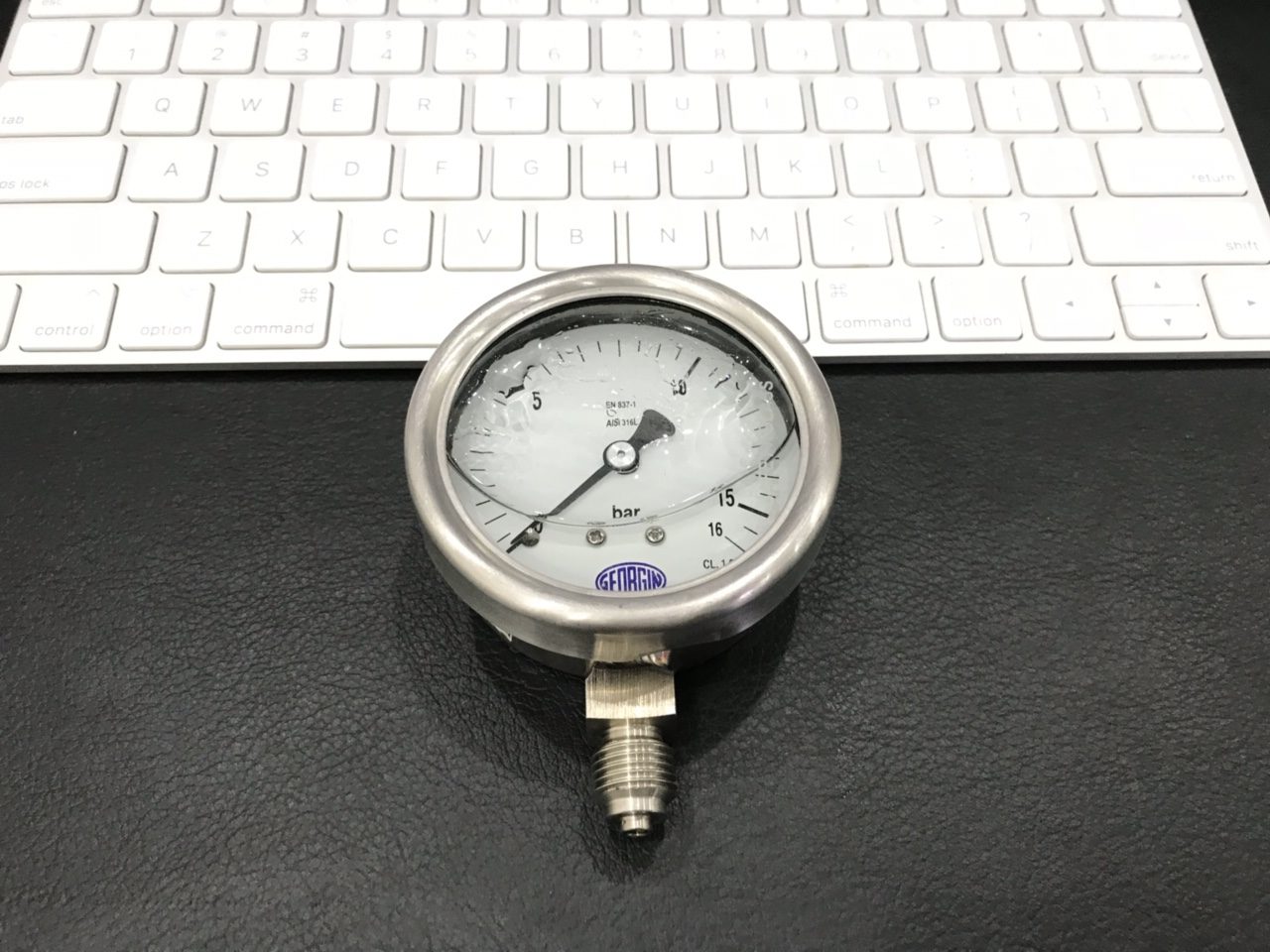 Đồng hồ đo áp suất inox