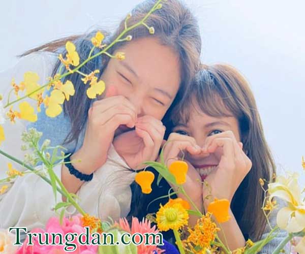 Lalisa Manobal Nữ Ca sĩ Góc Thái