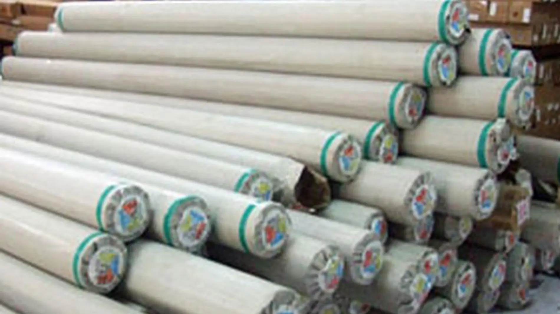 Kho bạt in hiflex ngoài trời có hàng thường xuyên