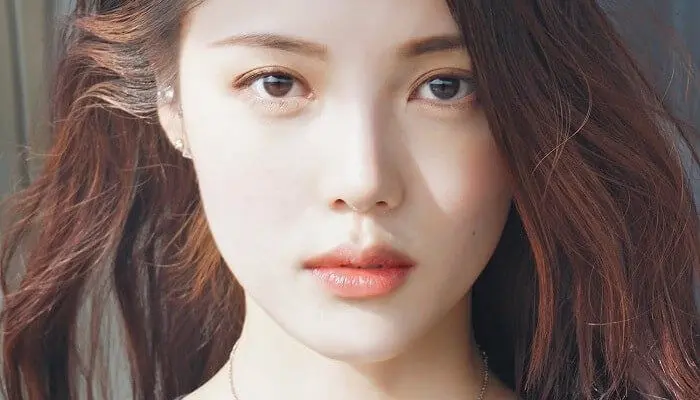 Cach trang diem voi phan nuoc trang diem co dau