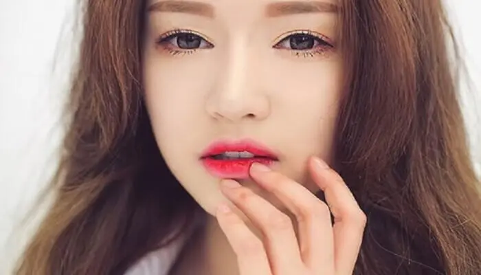 Mau son hop voi moi giup lam hong moi cham soc moi 6