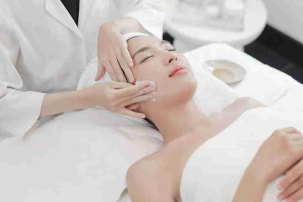 Vài cách chống nắng để ra đường khỏi bị nám dành cho chị em