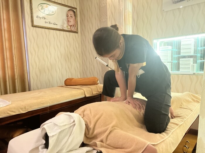 điều trị đau vai gái tại quận 7