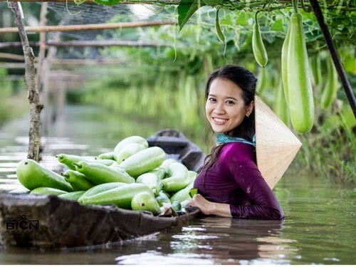 Gái thôn quê hiền lành chất phát