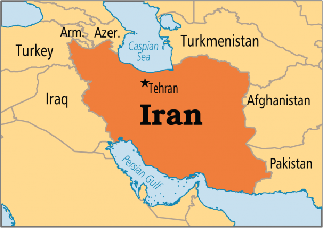 Iran đóng cửa không phận và tìm kiếm sự trả đũa đối với Israel